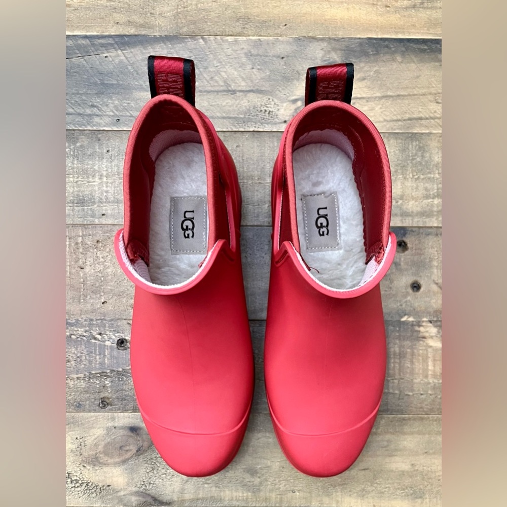 UGG Droplet Rain Boots